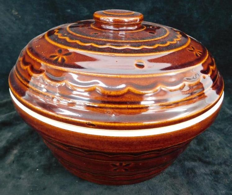 Vintage Marcrest Brown Glazed Stoneware Pot with Lid - 7" x 9.5" (1 of 8)