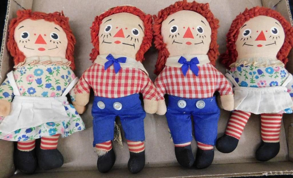 2 Pairs of Vintage 7" Raggedy Ann and Andy Dolls (1 of 10)