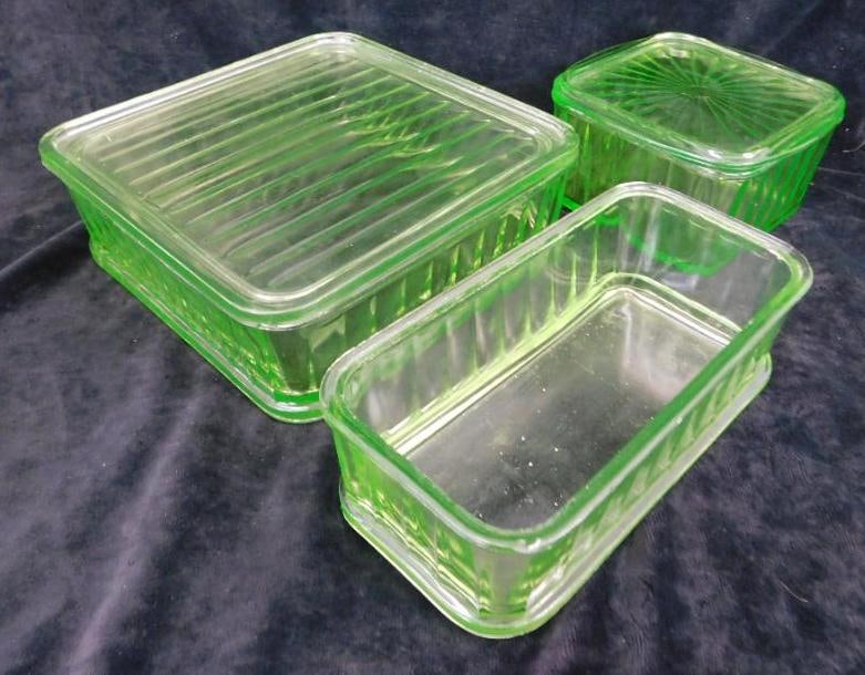 Vaseline / Uranium Glass Refrigerator Dishes - Large 3" x 8.75" x 8.75" Small Chips On Lid (1 of 18)