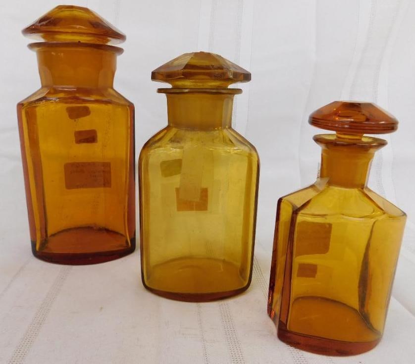 Group of 3 Vintage Graduating Apothecary Jars - Amber - 7.75" - 6" - 5.25" Tall (1 of 12)
