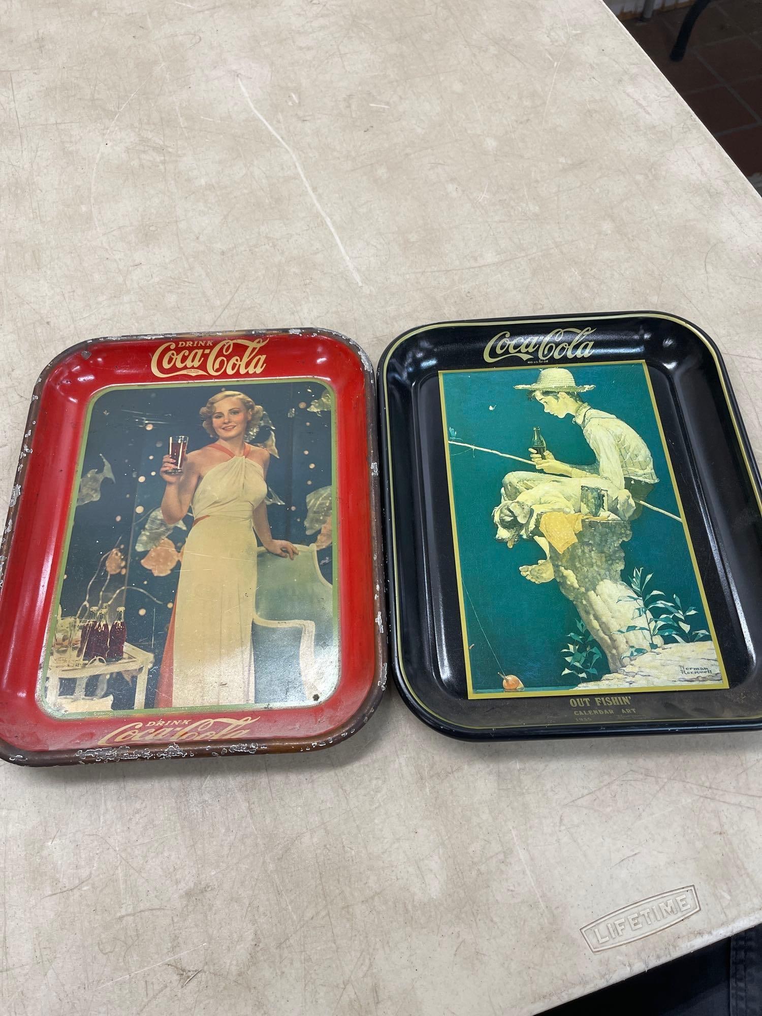 2 Coca-Cola Trays (1 of 5)