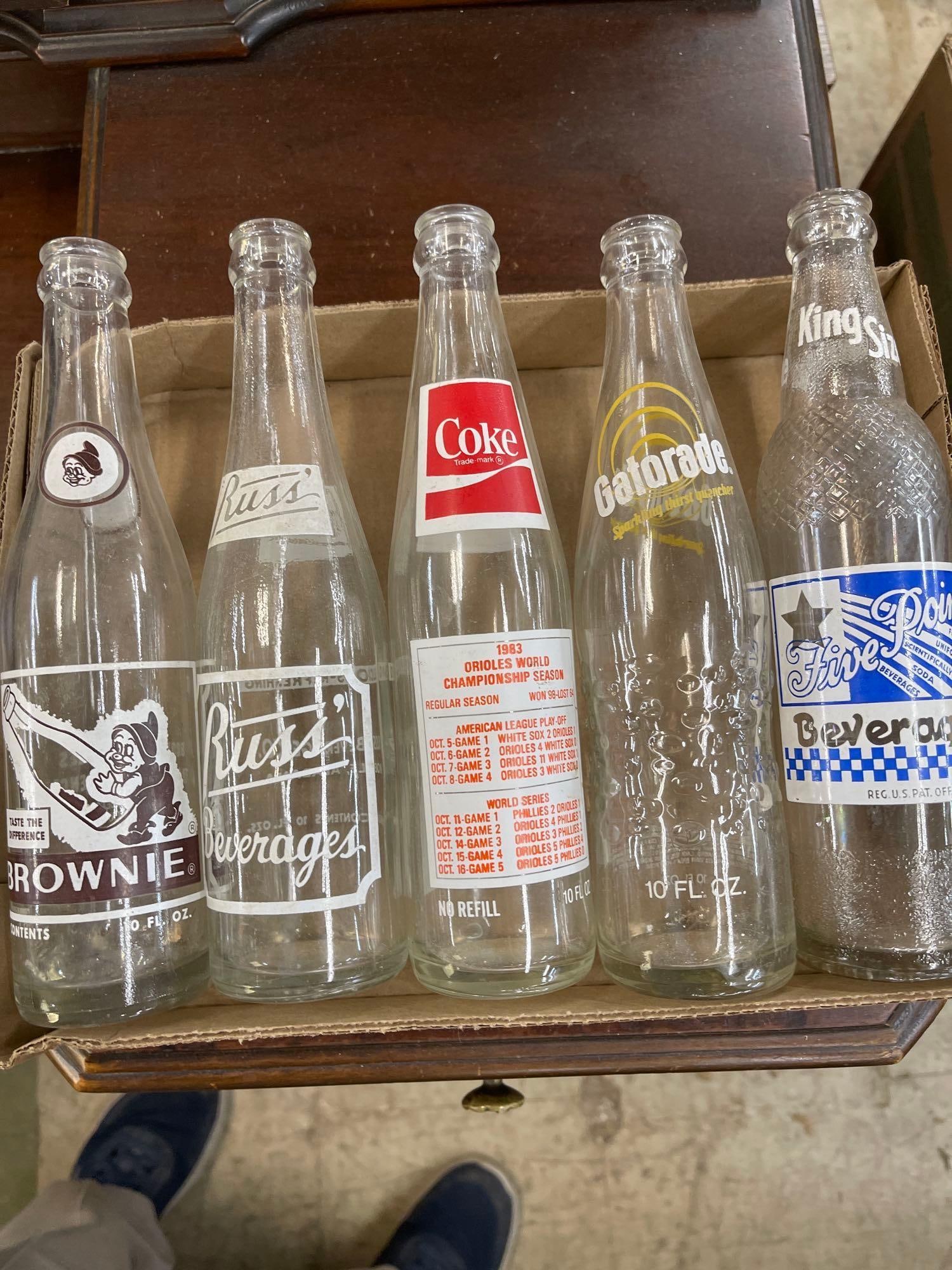 5 Pop Bottles: 5 Pop Bottles 