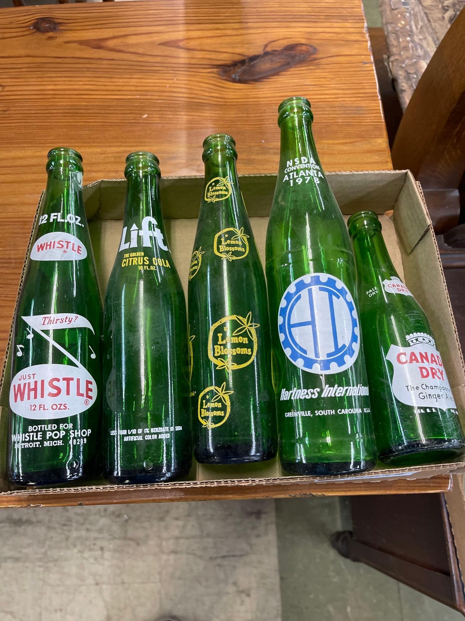 5 Pop Bottles: 5 Pop Bottles 