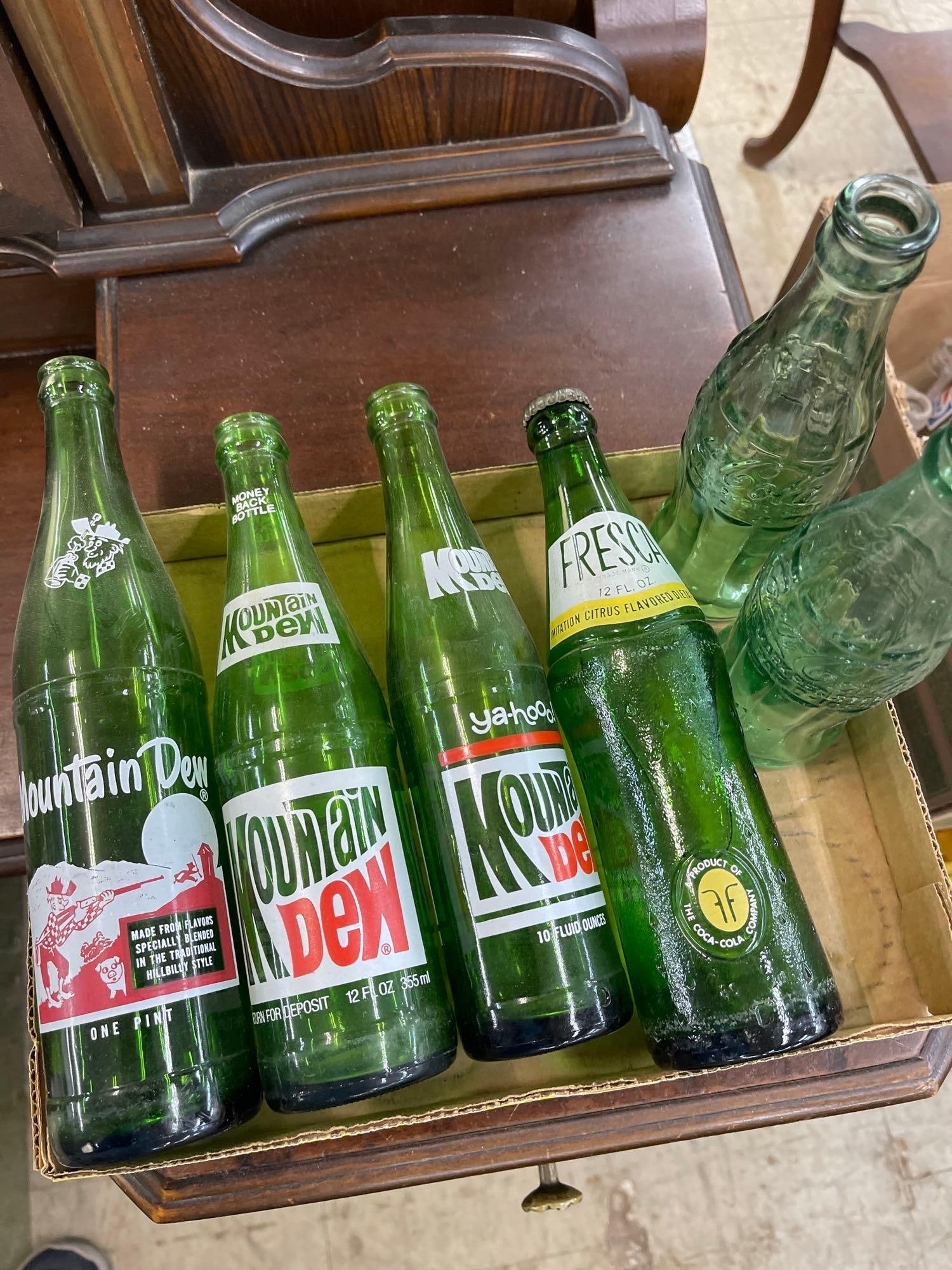 6 Pop Bottles: 6 Pop Bottles 