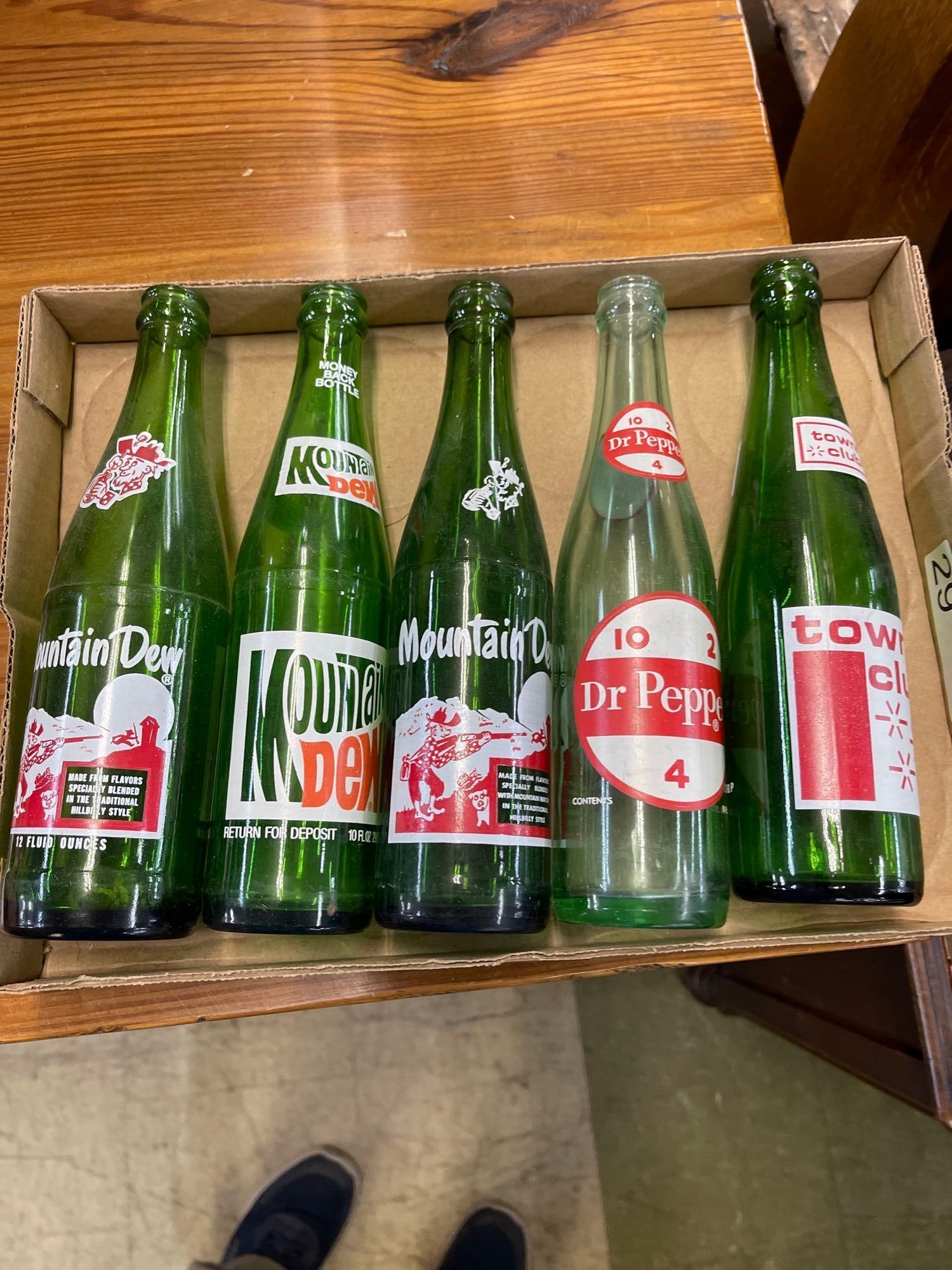 5 Pop Bottles: 5 Pop Bottles 