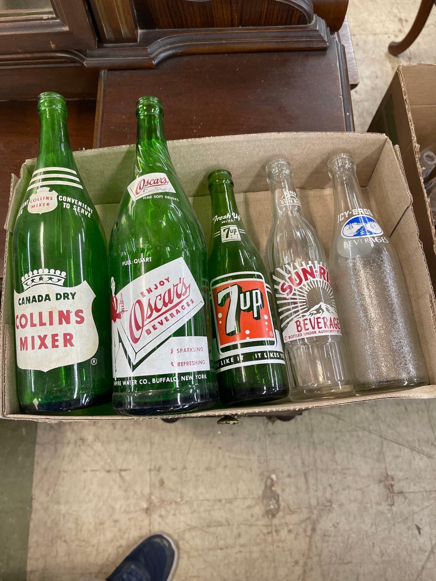 5 Pop Bottles: 5 Pop Bottles 