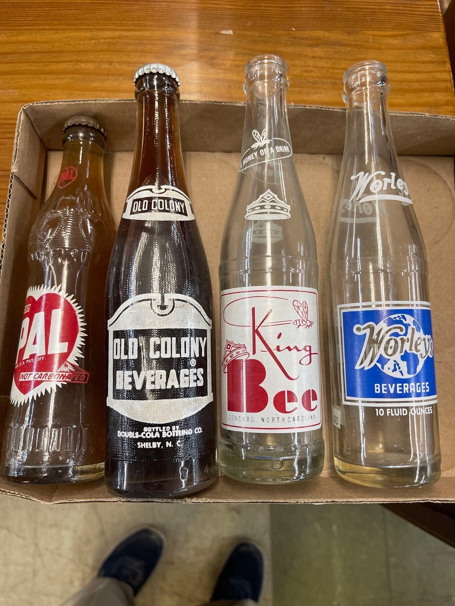 4 Pop Bottles: 4 Pop Bottles 