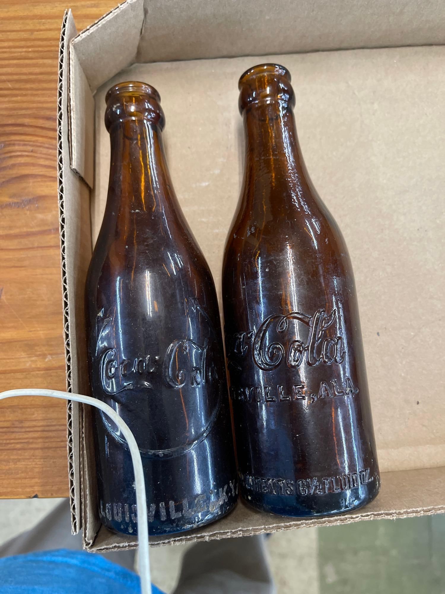 2 Coca Cola Bottles: 2 Coca Cola Bottles