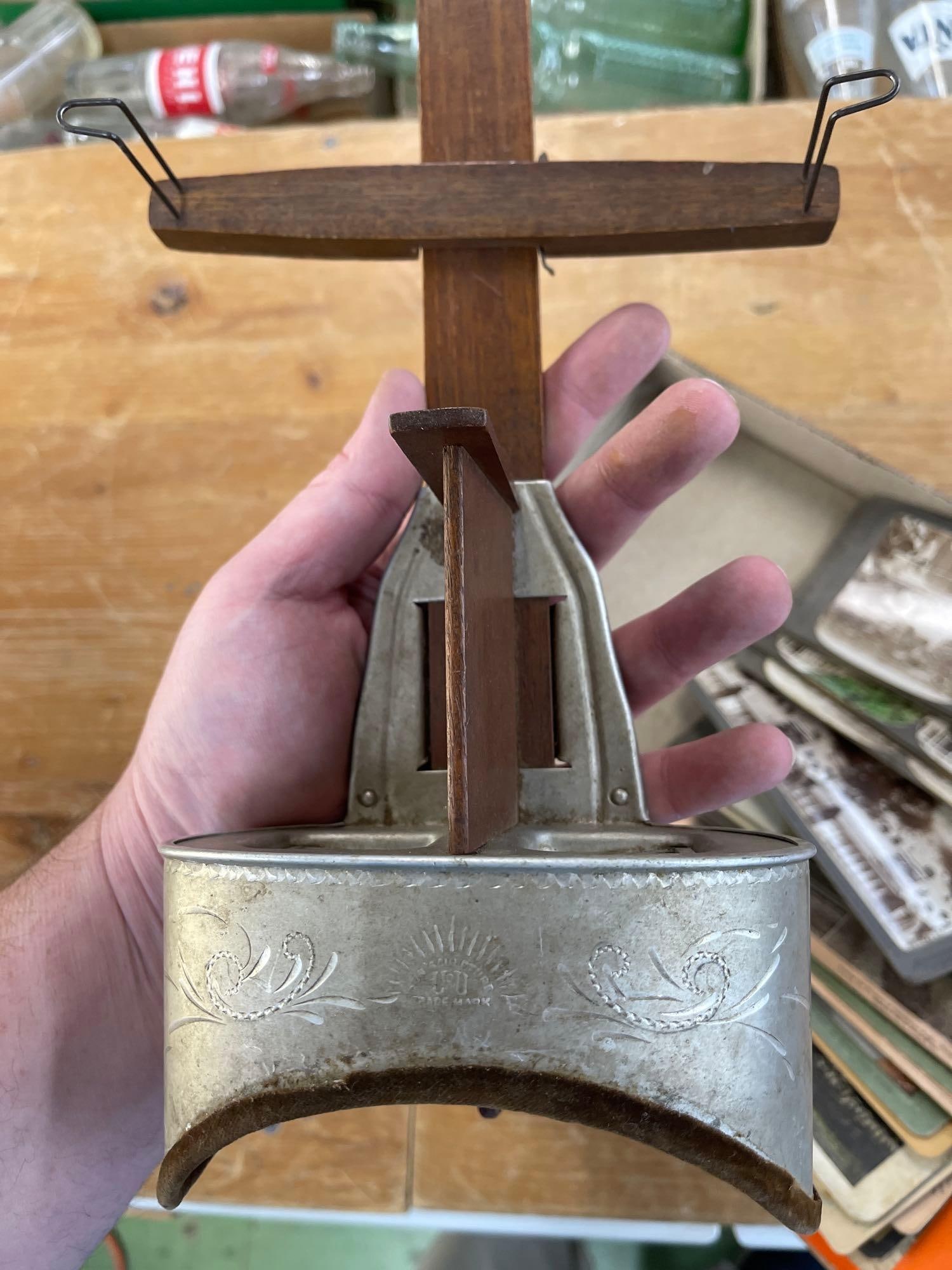 Stereo Viewer With Cards - 2