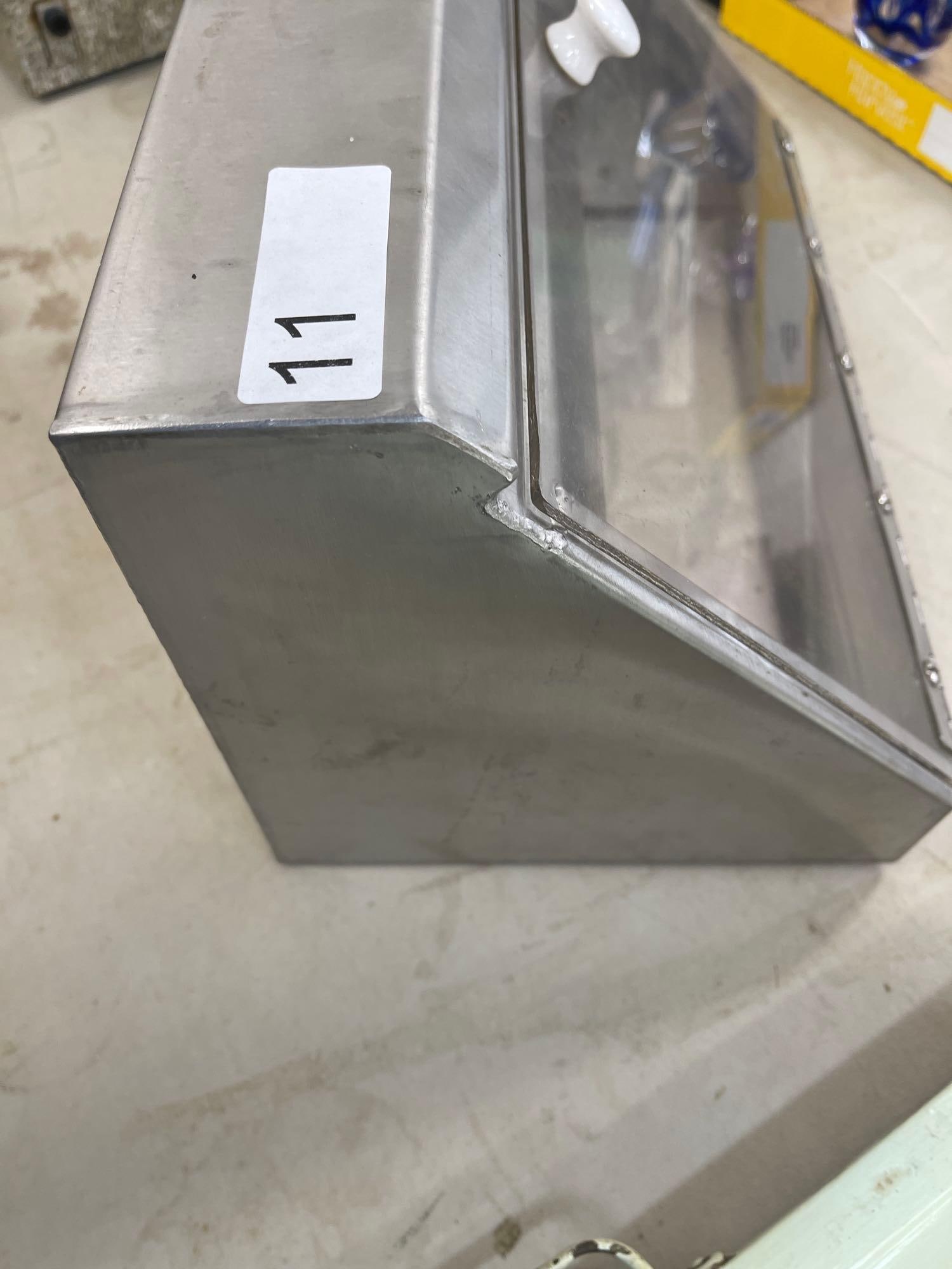 The Nut House Warmer - 5