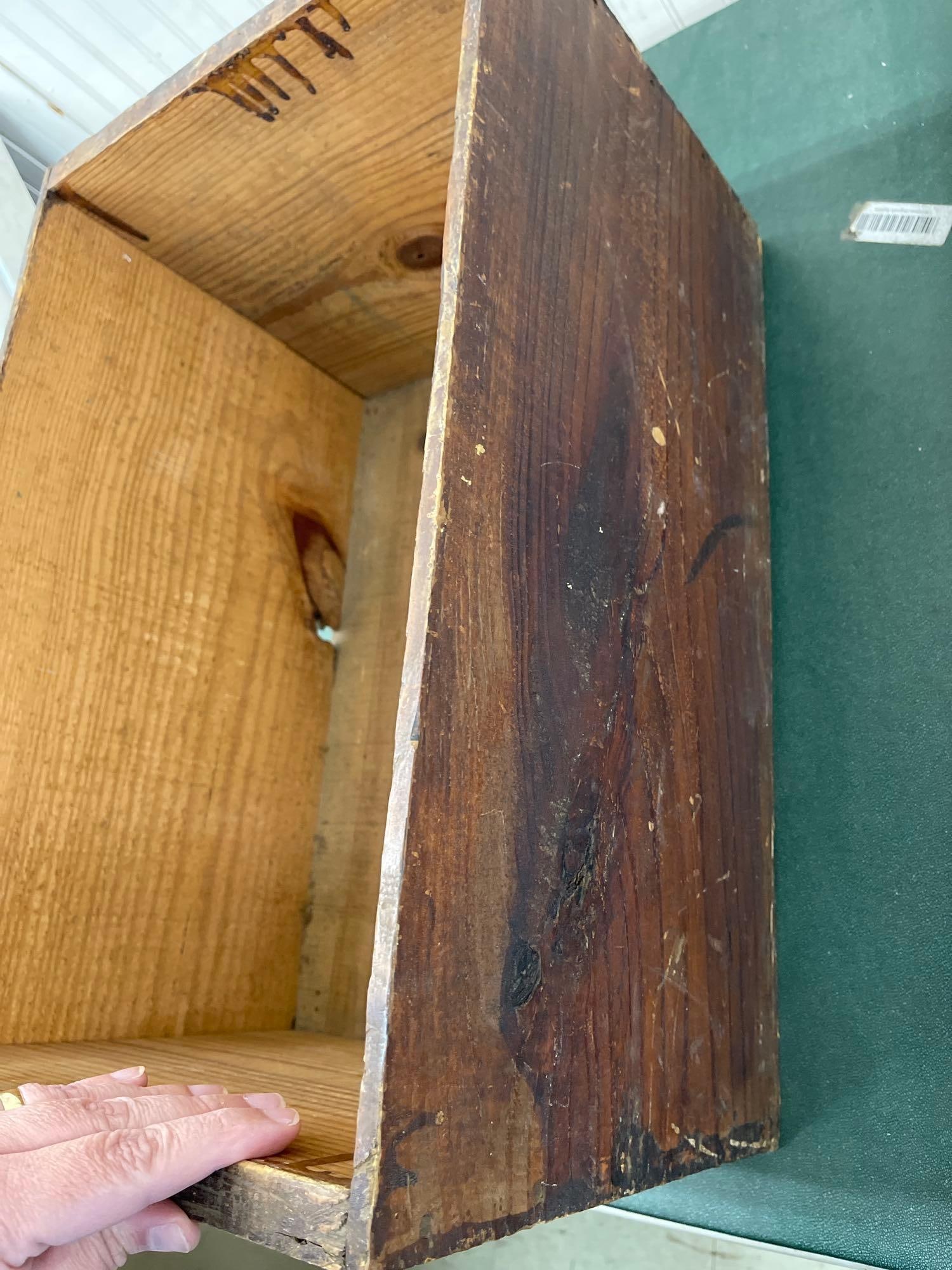 White House Vinegar Wood Crate - 2