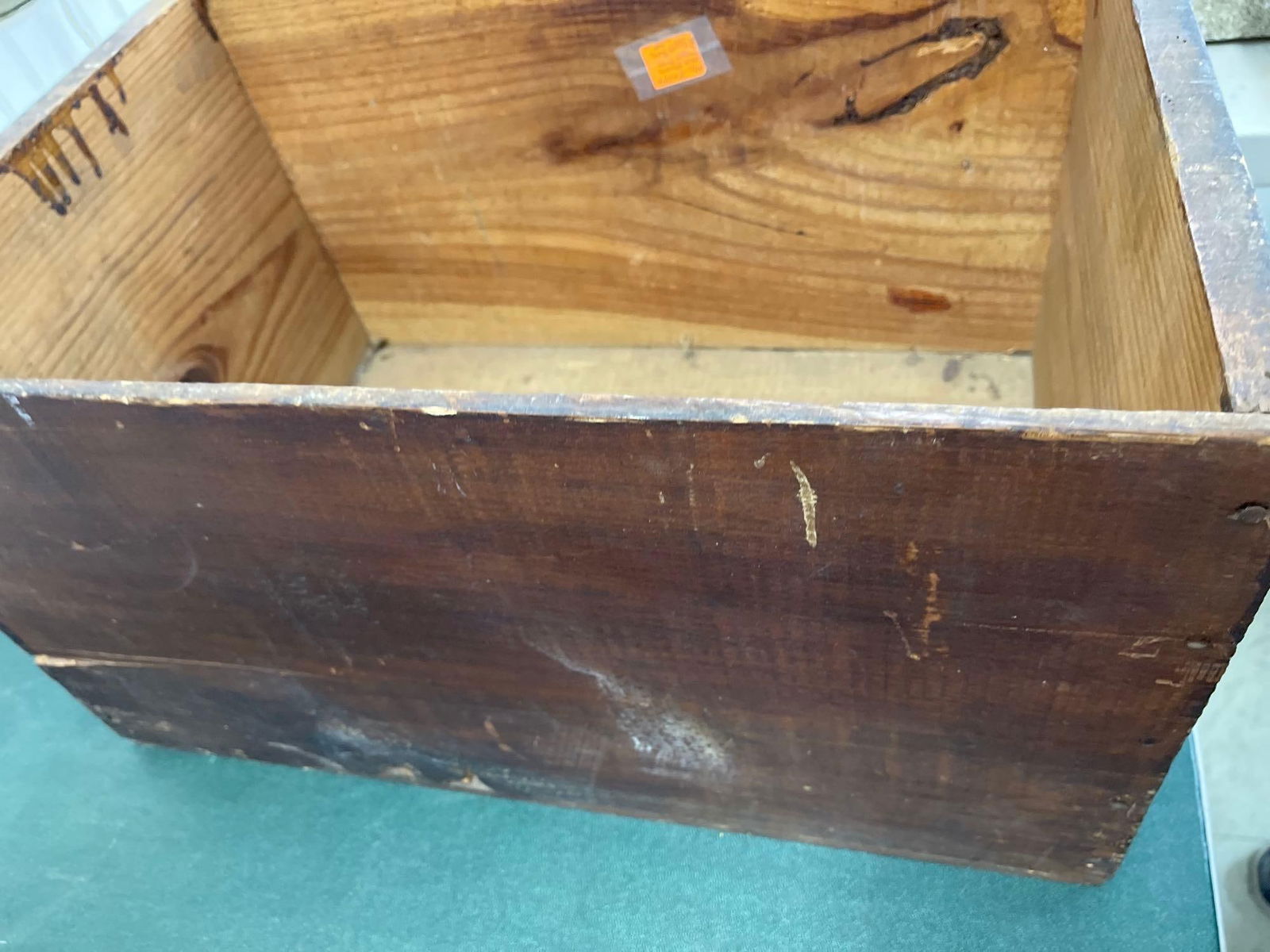 White House Vinegar Wood Crate - 4