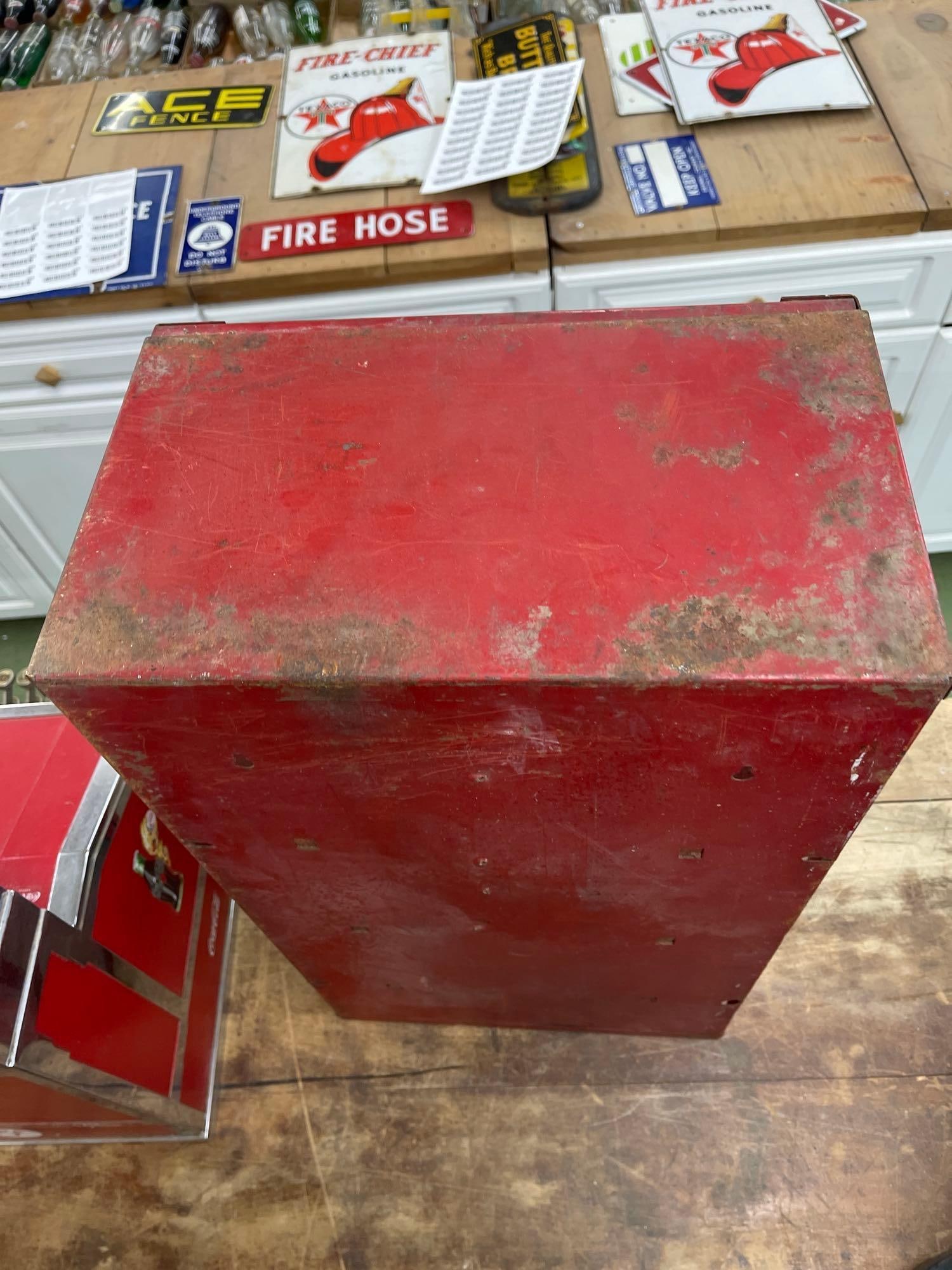 Lance Display Case - 8