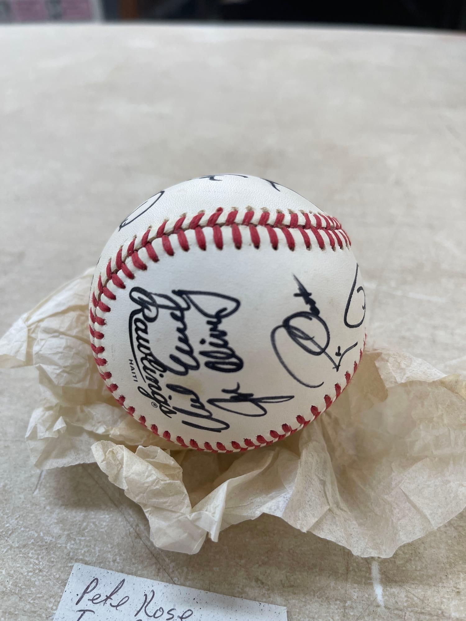 1988 Team Ball Cincinnati Reds Autographed - 4
