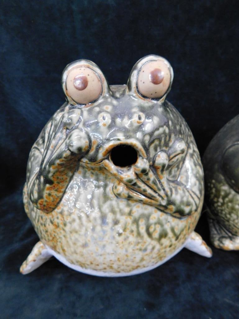 Pair of Ceramic Frogs - Garden / Porch Decor - Each 8.5" x 8" x 8" - 2