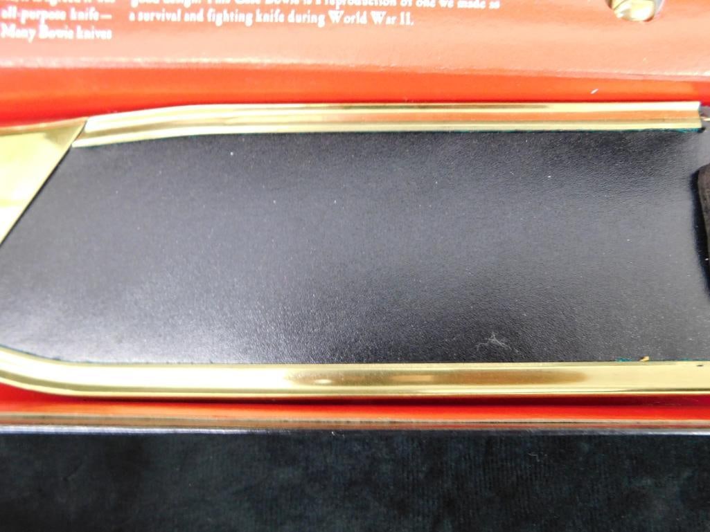 Case XX - Bowie Knife with Sheath - Model # 1833 - Original B0x - Like New - 14.25" Long - 7