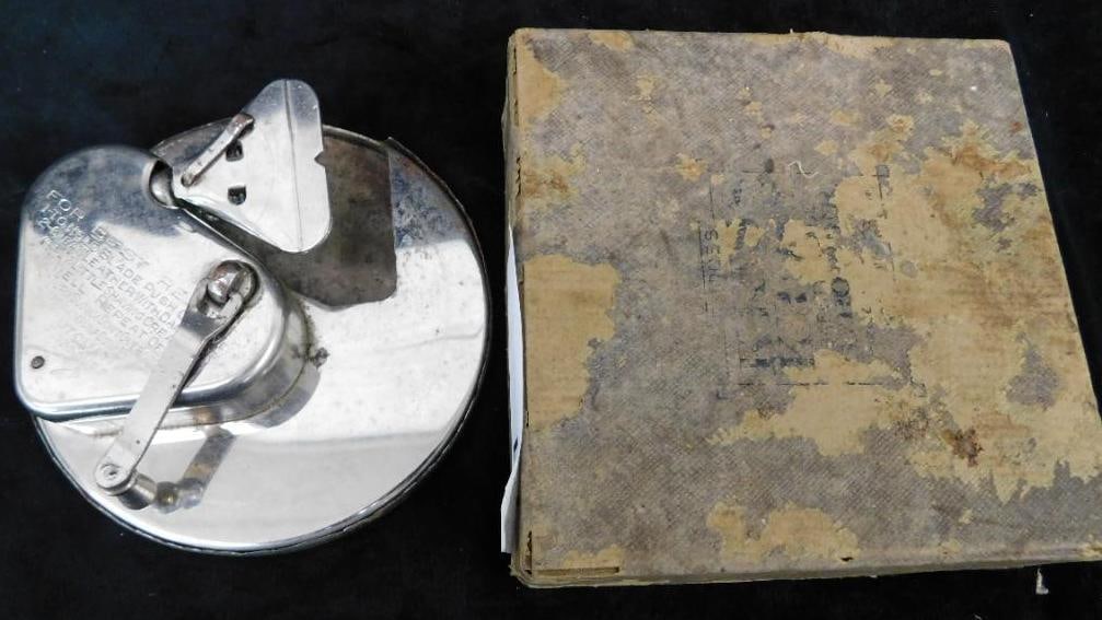 Vintage Rhodes Mfg "Kriss Kross" Razor Blade Sharpener - Original Box - 4.5" Round: See Photos For Condition and Details 