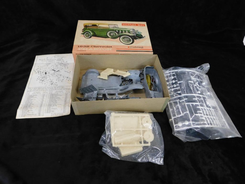 Vintage Hubley Metal Model Kit - 1932 Chevrolet Phaeton - 4