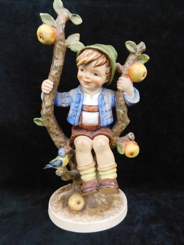 Hummel - #142 V - Large " Apple Tree Boy " - 10.75" x 5.75" x 4" - 12