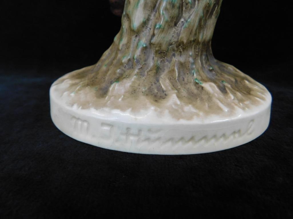 Hummel - #142 V - Large " Apple Tree Boy " - 10.75" x 5.75" x 4" - 8