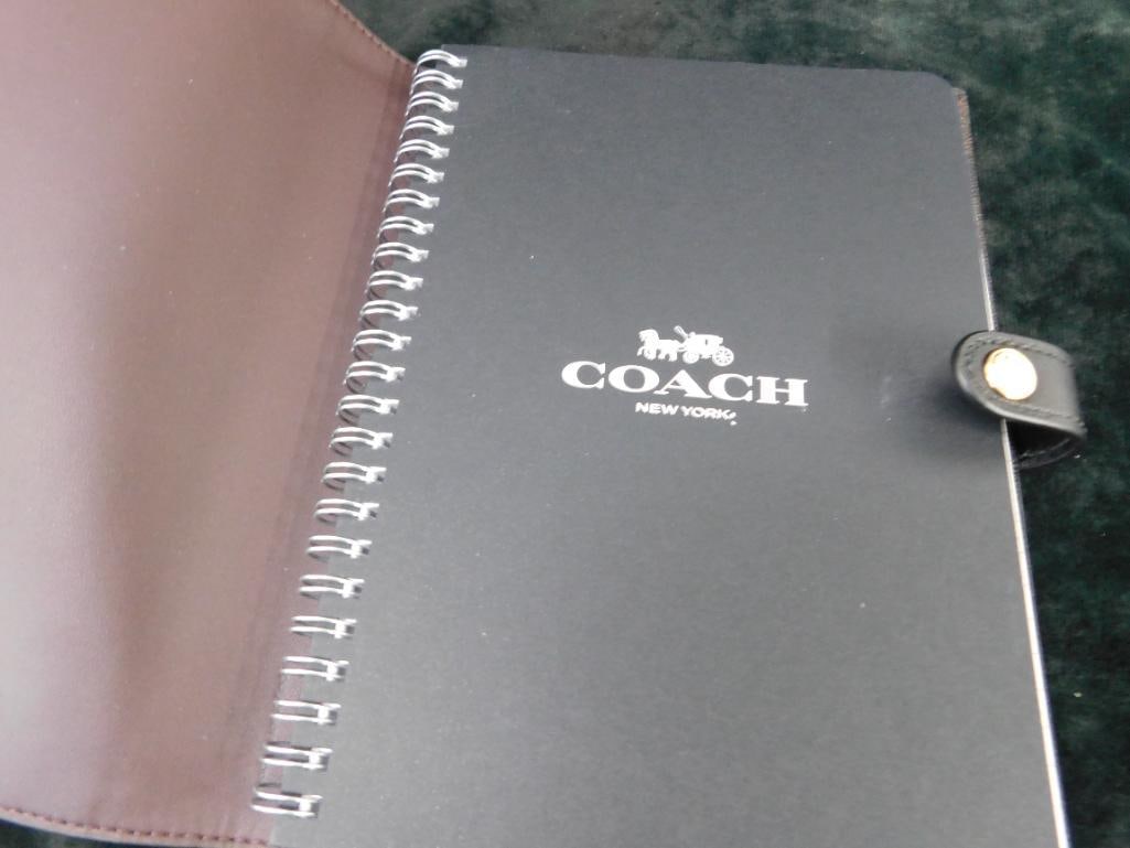 Coach - Journal - 2 Zippered Small Clutch Purses - 4