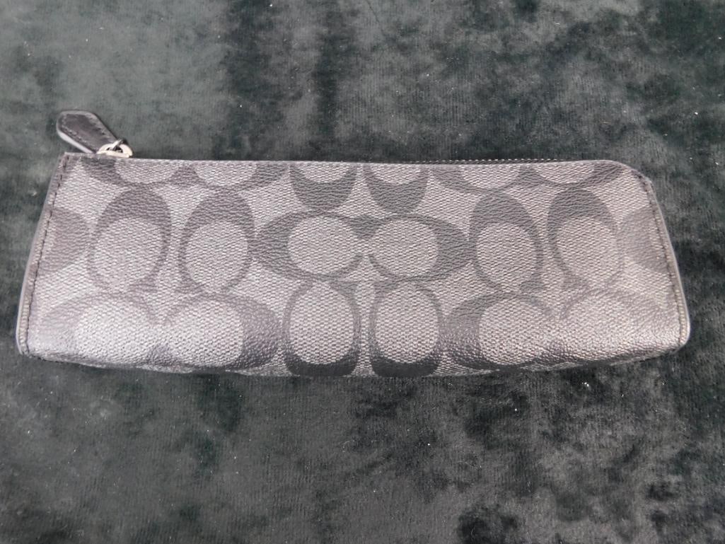 Coach - Journal - 2 Zippered Small Clutch Purses - 6