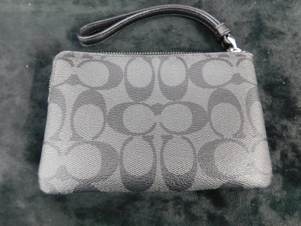 Coach - Journal - 2 Zippered Small Clutch Purses - 9