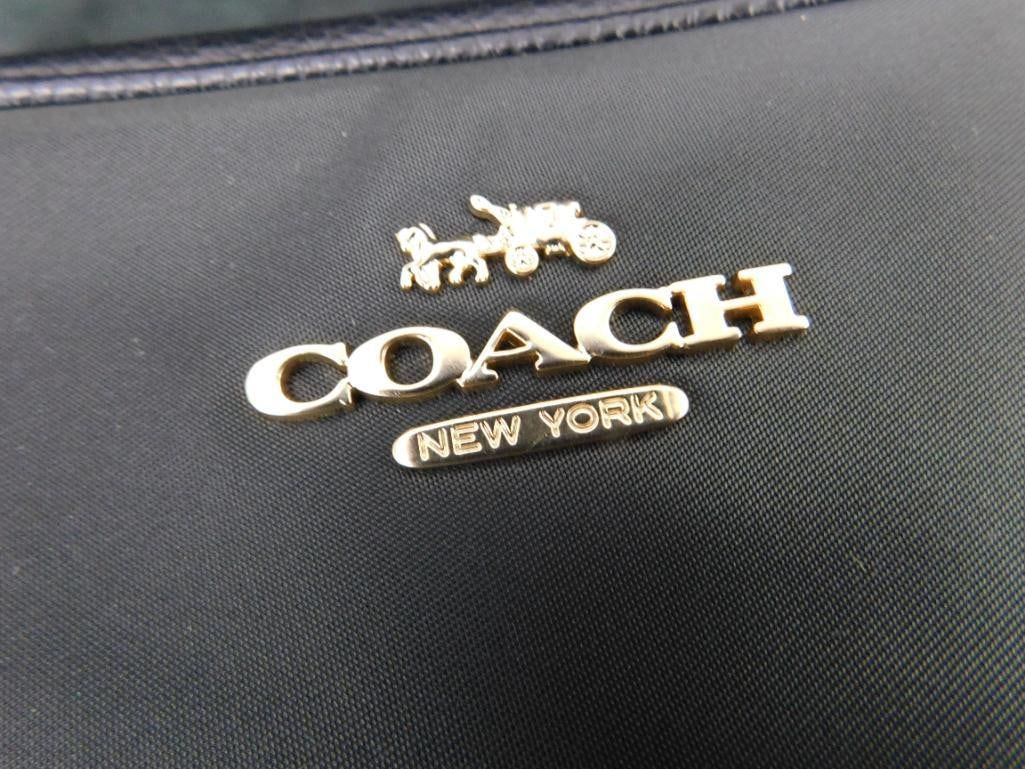 Coach - Toiletry Bag - Keychain Wallet - Small Clutch Purse - 3