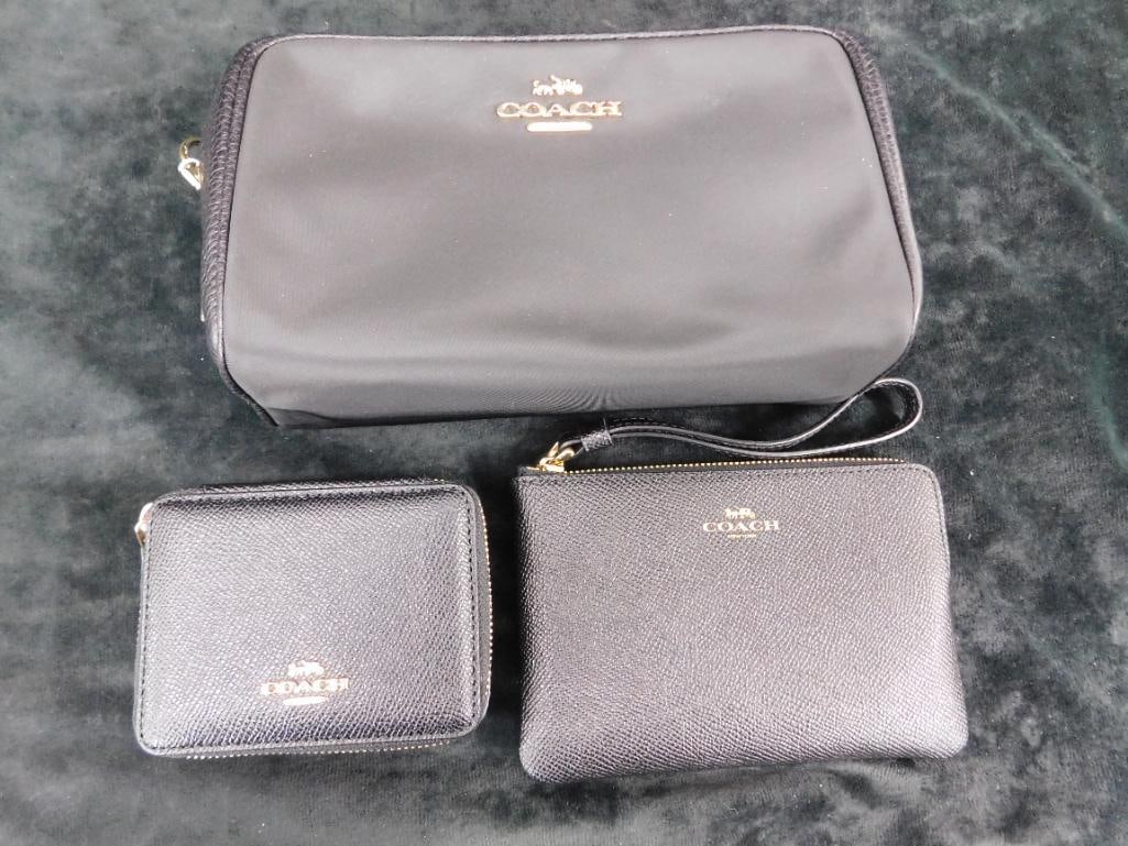 Coach - Toiletry Bag - Pill Box Carrier - Small Clutch Purse - 13
