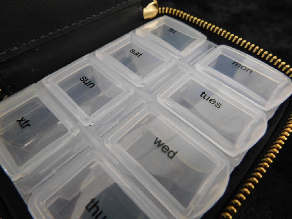 Coach - Toiletry Bag - Pill Box Carrier - Small Clutch Purse - 8