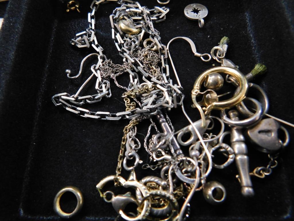 Sterling Silver - Scrap - 28.01 Grams TW: See Photos For Condition and Details 