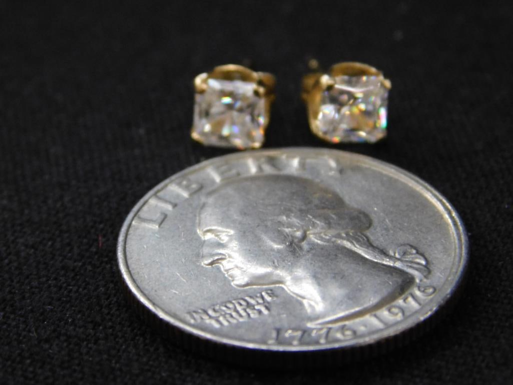14K Yellow Gold - Pierced Earrings - Post Clear Stones - .97 Grams TW - 5