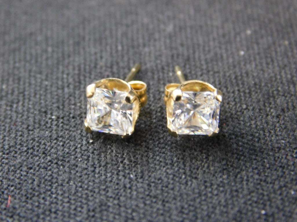 14K Yellow Gold - Pierced Earrings - Post Clear Stones - .97 Grams TW - 6