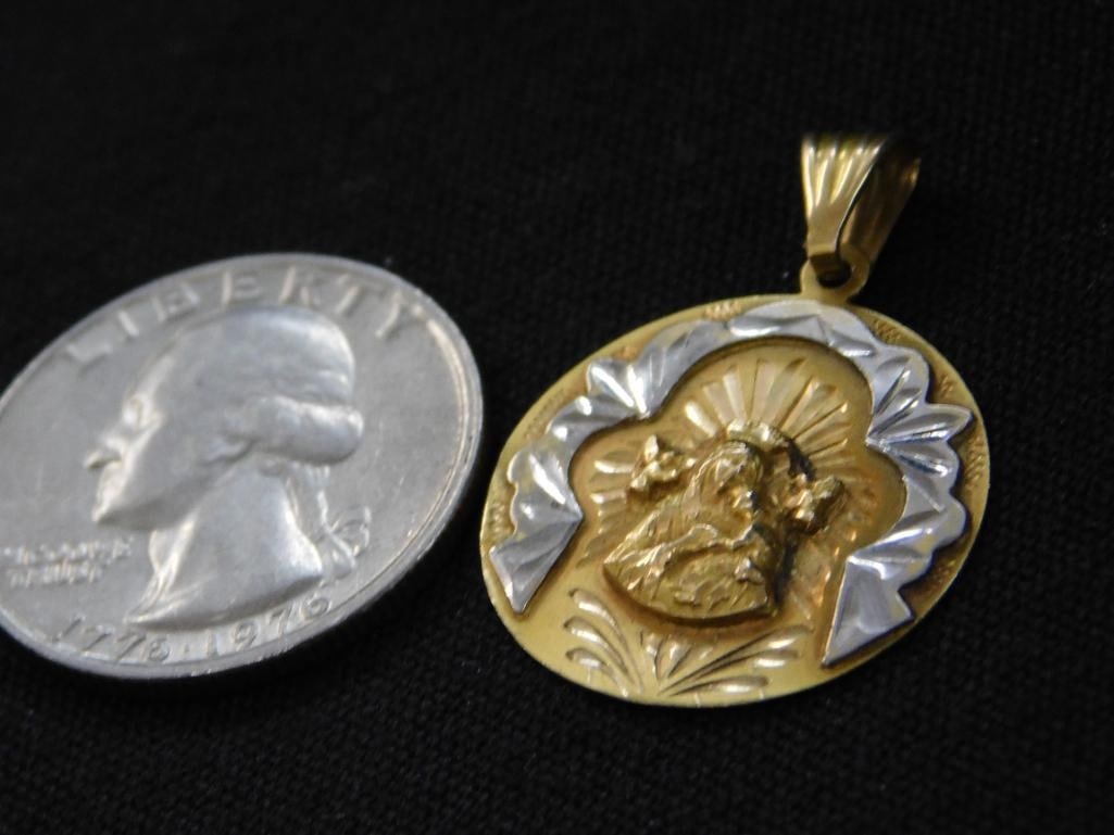 18K Yellow Gold - Pendant - 2.81 Grams - 4