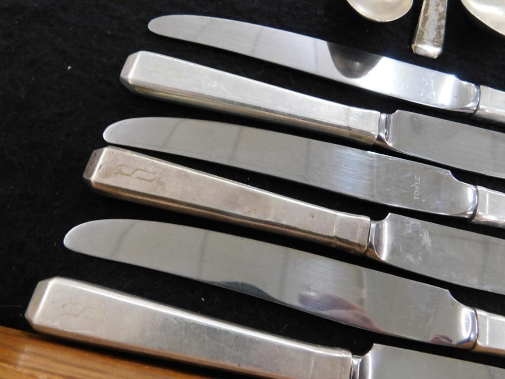 Flatware Set - 642 Grams - Towle - Craftsman Pattern - Plus Weighted - Monogrammed - 6