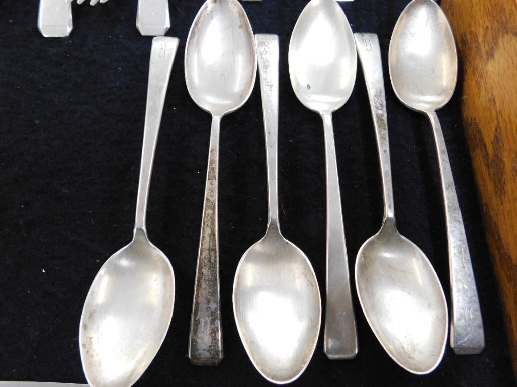 Flatware Set - 642 Grams - Towle - Craftsman Pattern - Plus Weighted - Monogrammed - 8