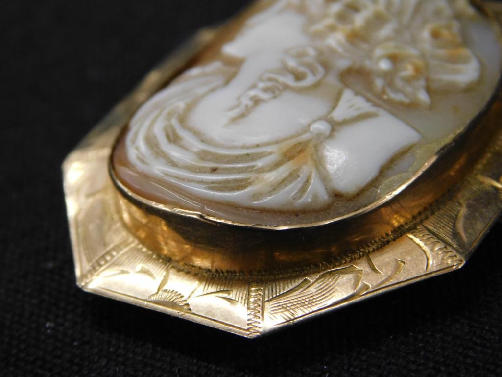 10K Yellow Gold - Vintage Cameo Brooch - 7.9 Grams TW - 2