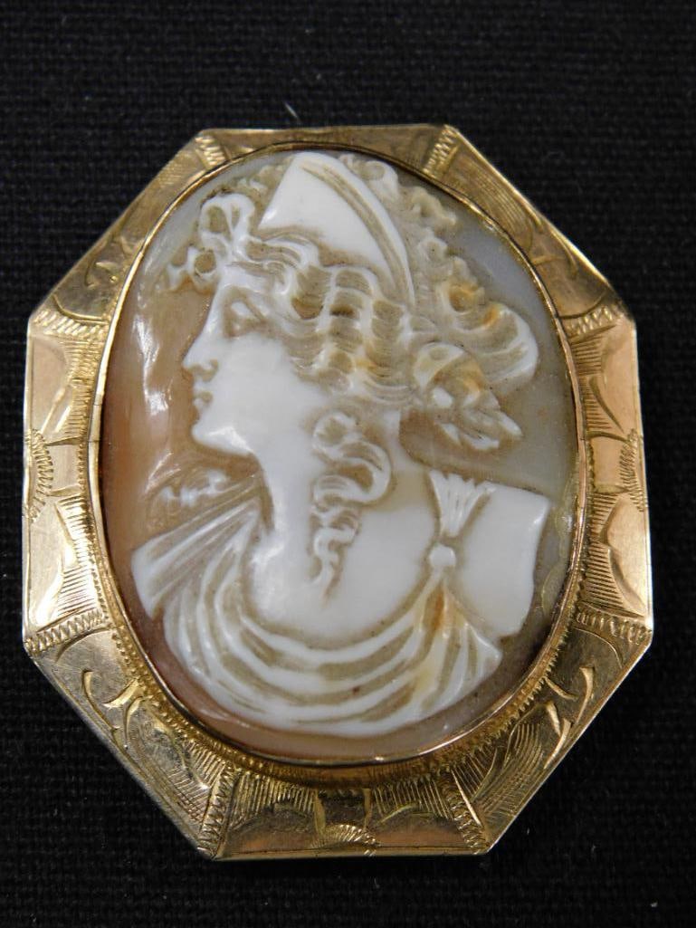 10K Yellow Gold - Vintage Cameo Brooch - 7.9 Grams TW - 7