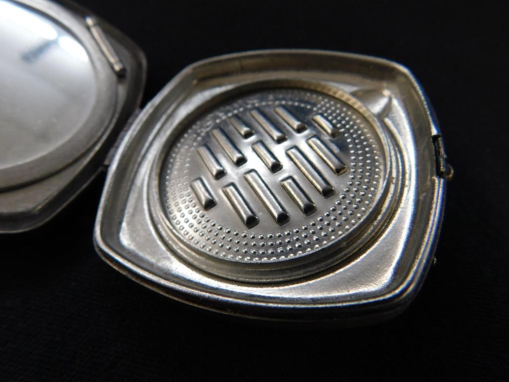 1925 Djeer Kiss Silverplate Compact - Fairies - 5