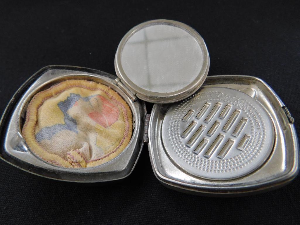1925 Djeer Kiss Silverplate Compact - Fairies - 9