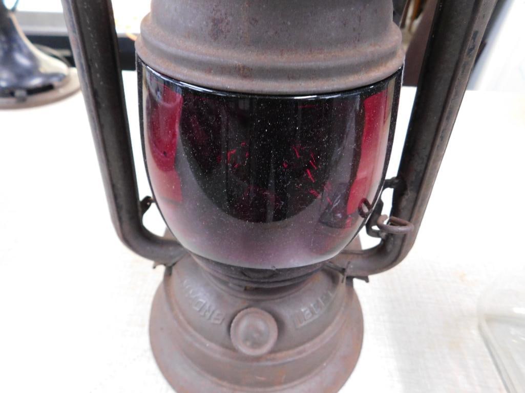 Vintage Simmons Liberty Railroad Lantern with Red Glass Globe - 15.5" x 8.5" x 6.5" - 4