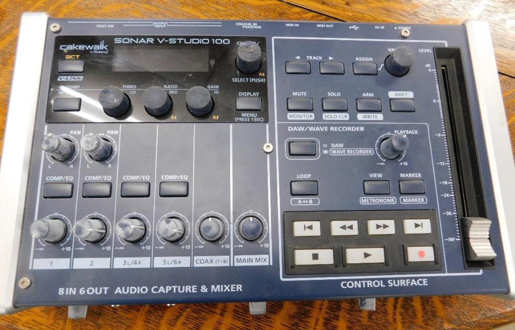 Roland - Cakewalk - Sonar V-Studio 100 - 8 In 6 Out Capture and Mixer: See Photos For Condition and Details 