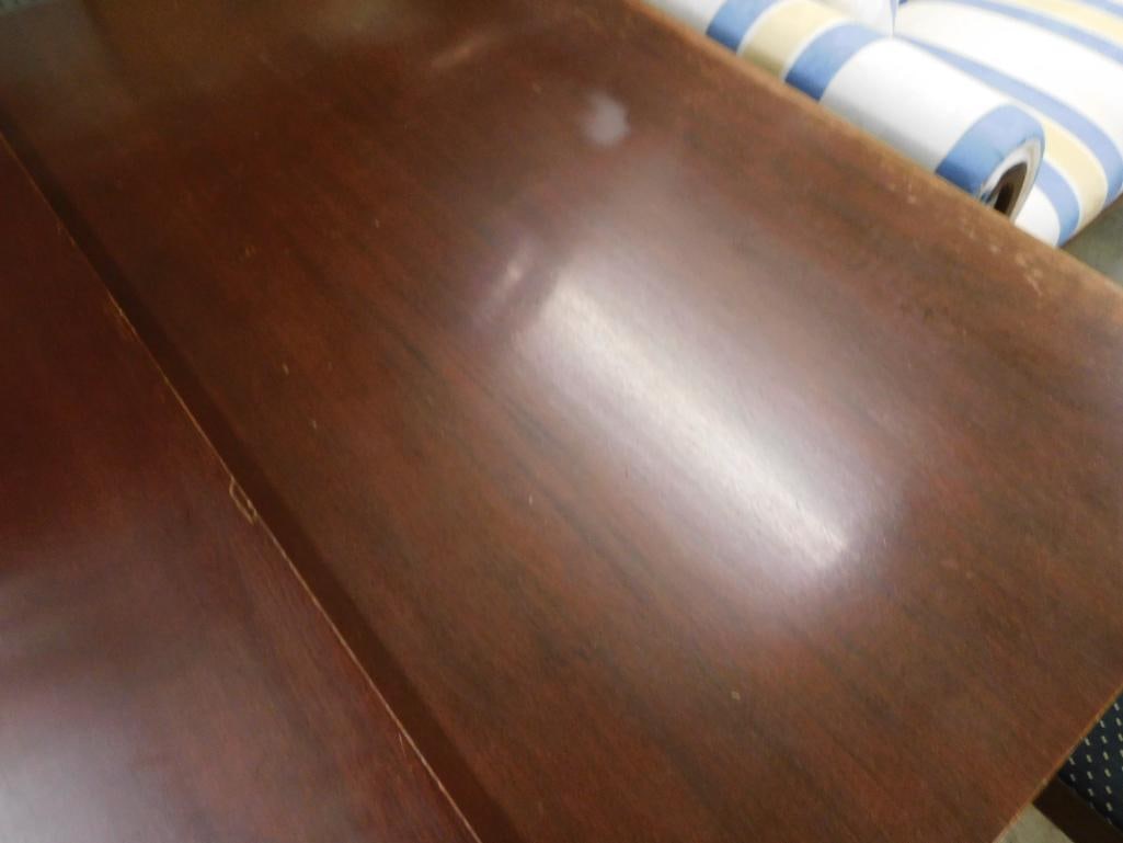 Mahogany Duncan Phyfe Table - 2 Leaves - 30" x 42" x 92" - 4