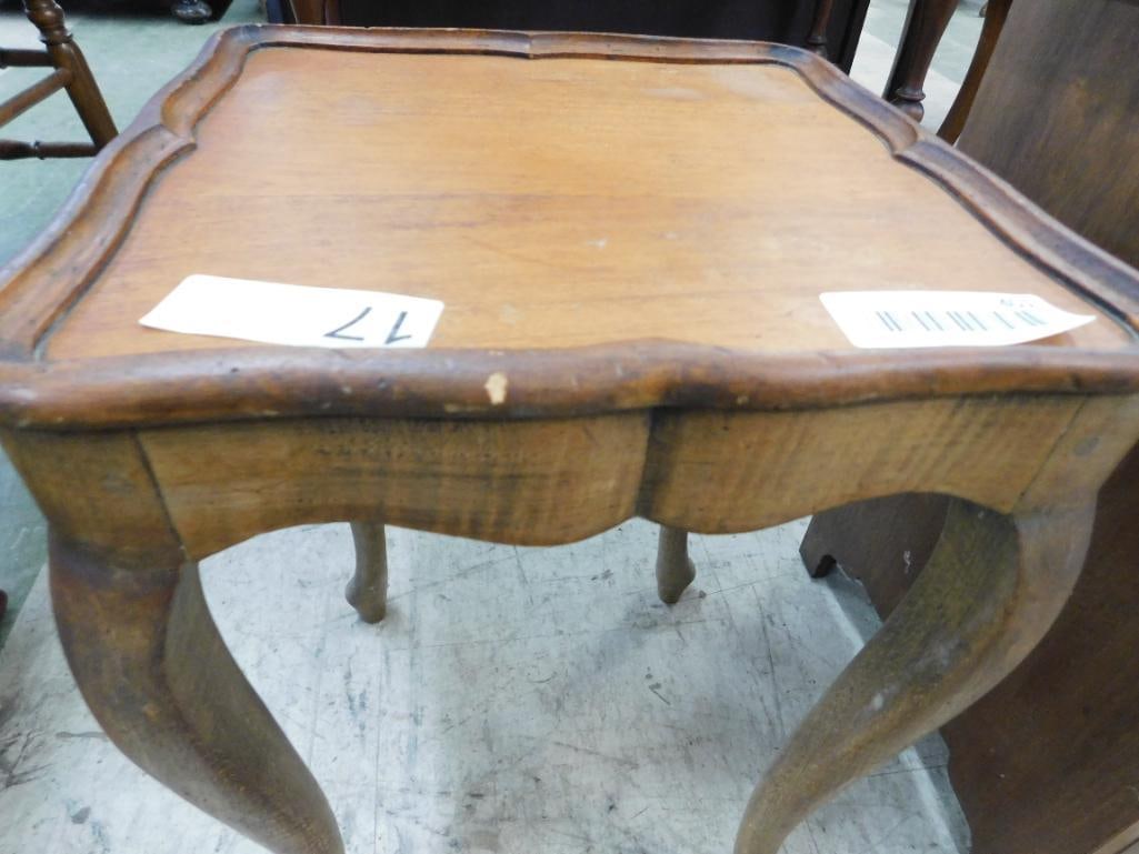 Small Pie Crust Table - 18.5" x 12" x 12" - 5