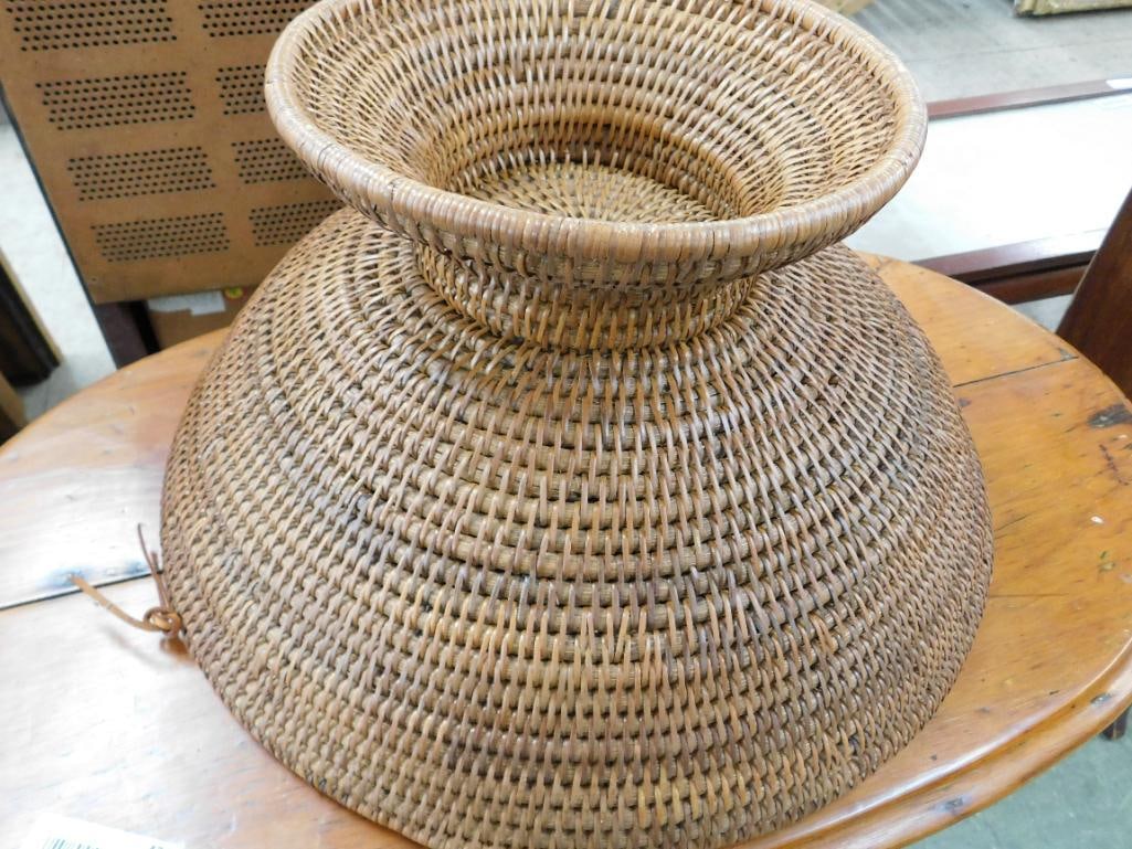 Woven Footed Bowl - 10" x 19" - 6
