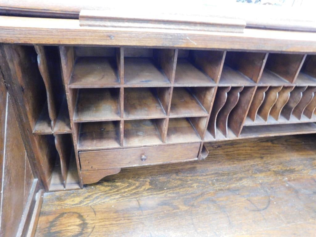 Roll Top Desk with Chair - Desk 49" x 60" x 30" - with Key - 17