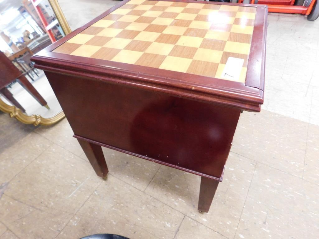Modern Inlaid Game Table with Glass Chess Pieces - 20" x 16.5" x 16.5" - 3