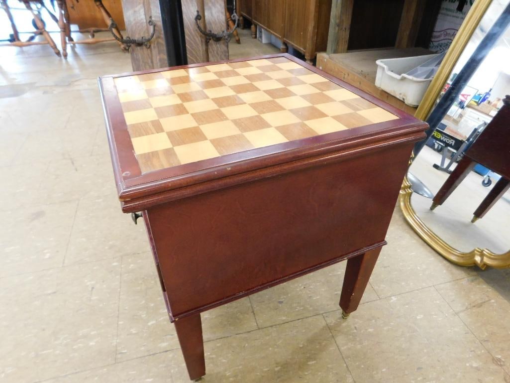 Modern Inlaid Game Table with Glass Chess Pieces - 20" x 16.5" x 16.5" - 4