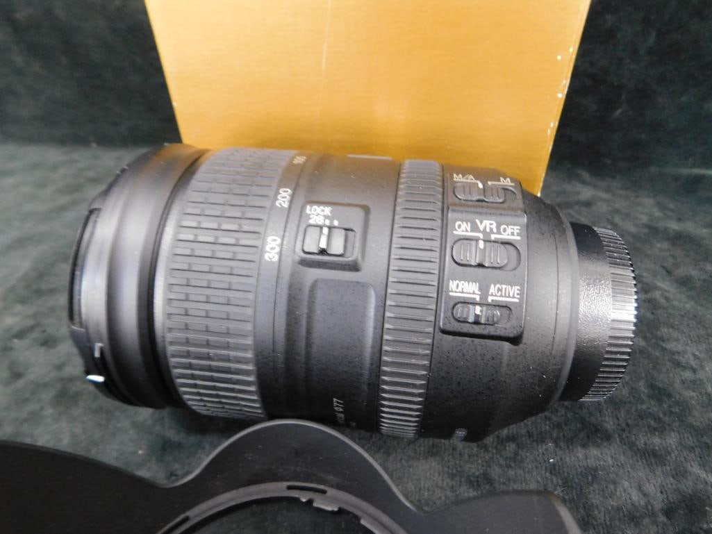 Nikkor Camera Lens By Nikon - AF-S - 28-300mm - F/3.5-5.6 - G ED VR - 9