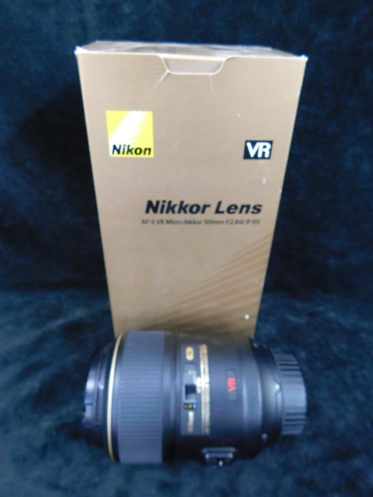 Nikkor Camera Lens By Nikon - AF-S-VR - 105mm - F/2.8 - G ED - 10